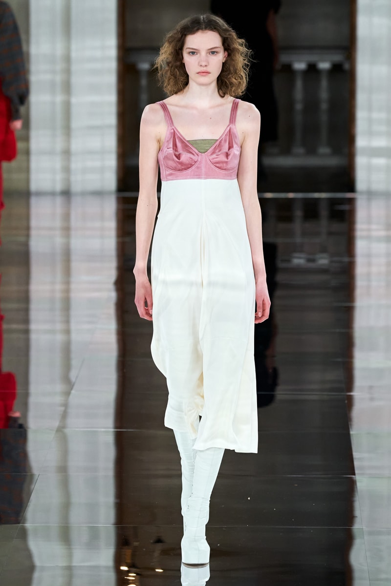fall 2020 ready to wear Victoria beckham Lodon fashion week