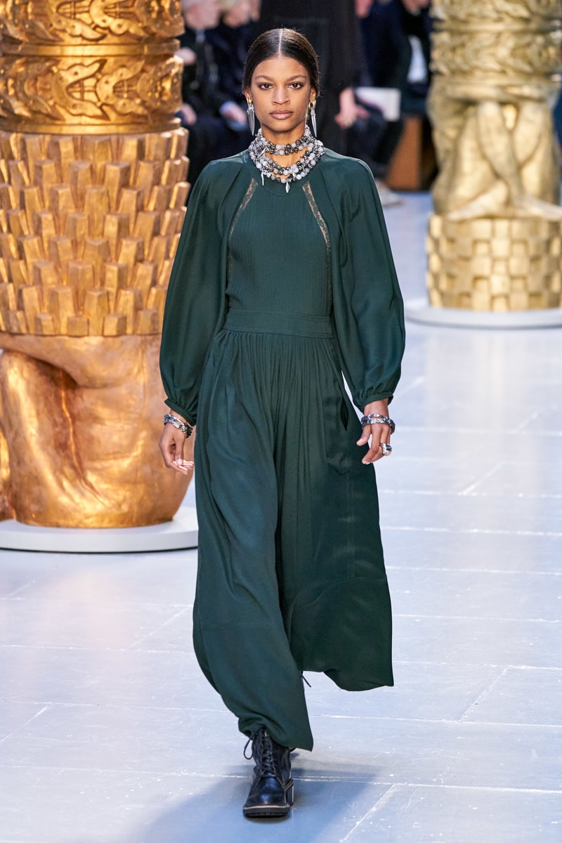 Chloé paris fashion show 2020 fw Sofia Steinberg model