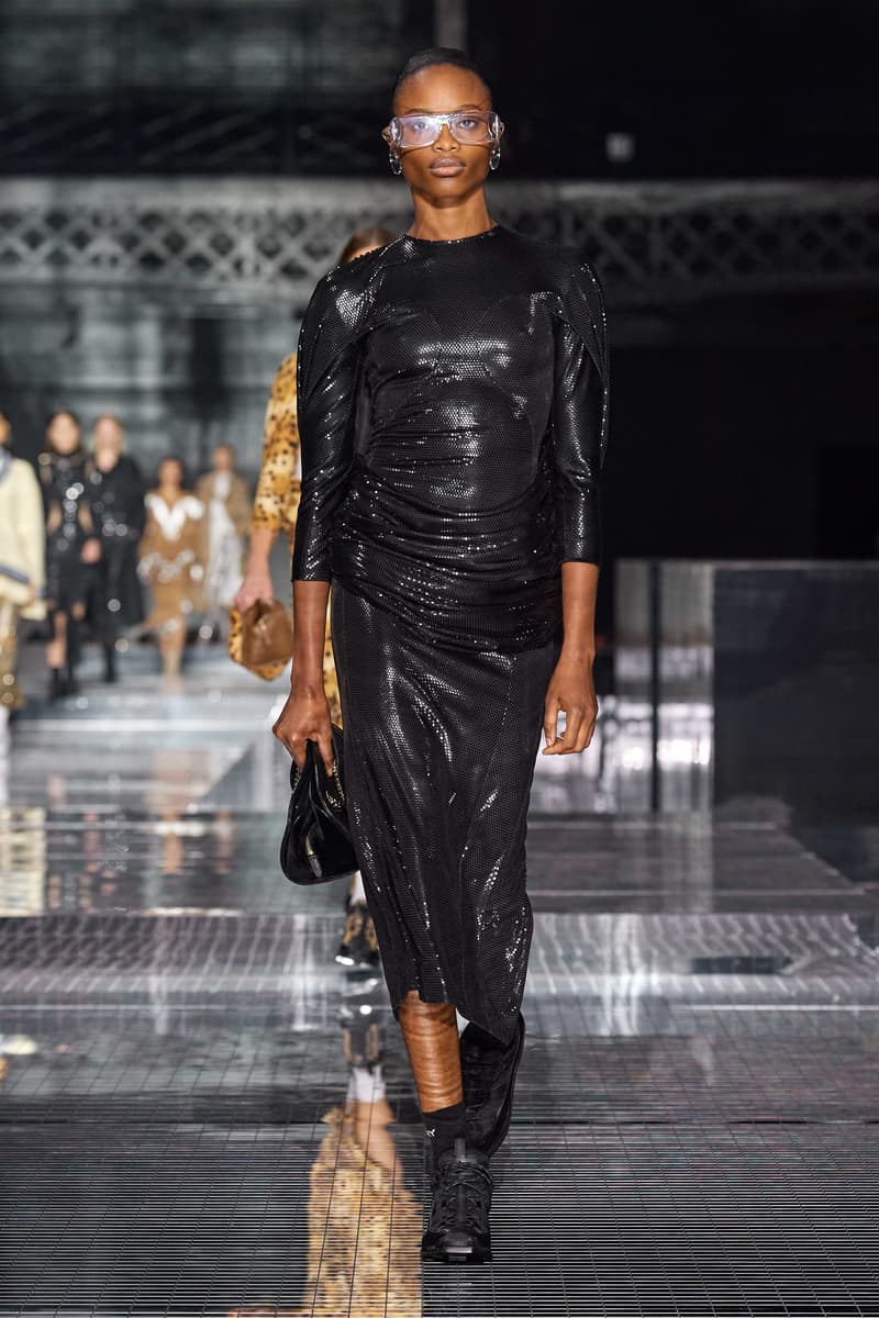 fall 2020 ready to wear burberry London fashion show