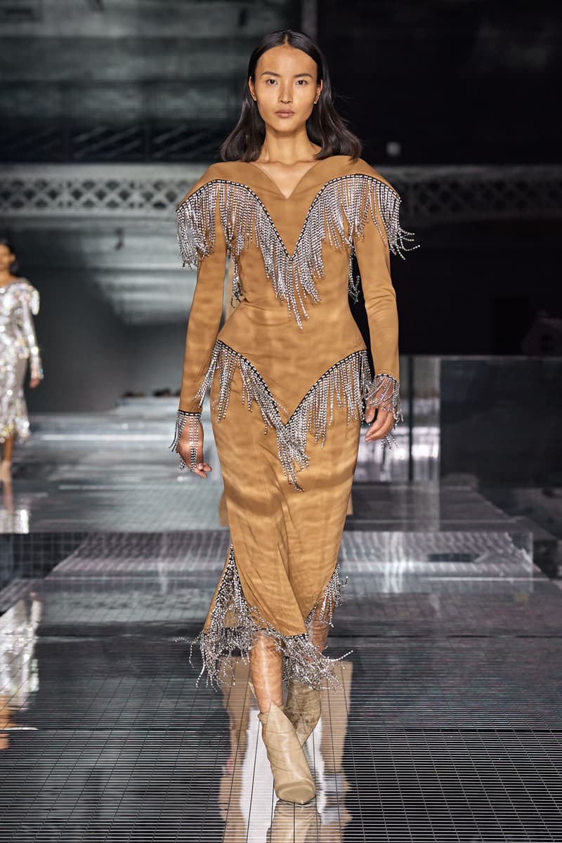 fall 2020 ready to wear burberry London fashion show