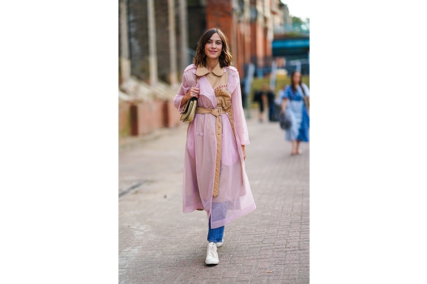 alexa chung denim outfit ideas for 30 plus