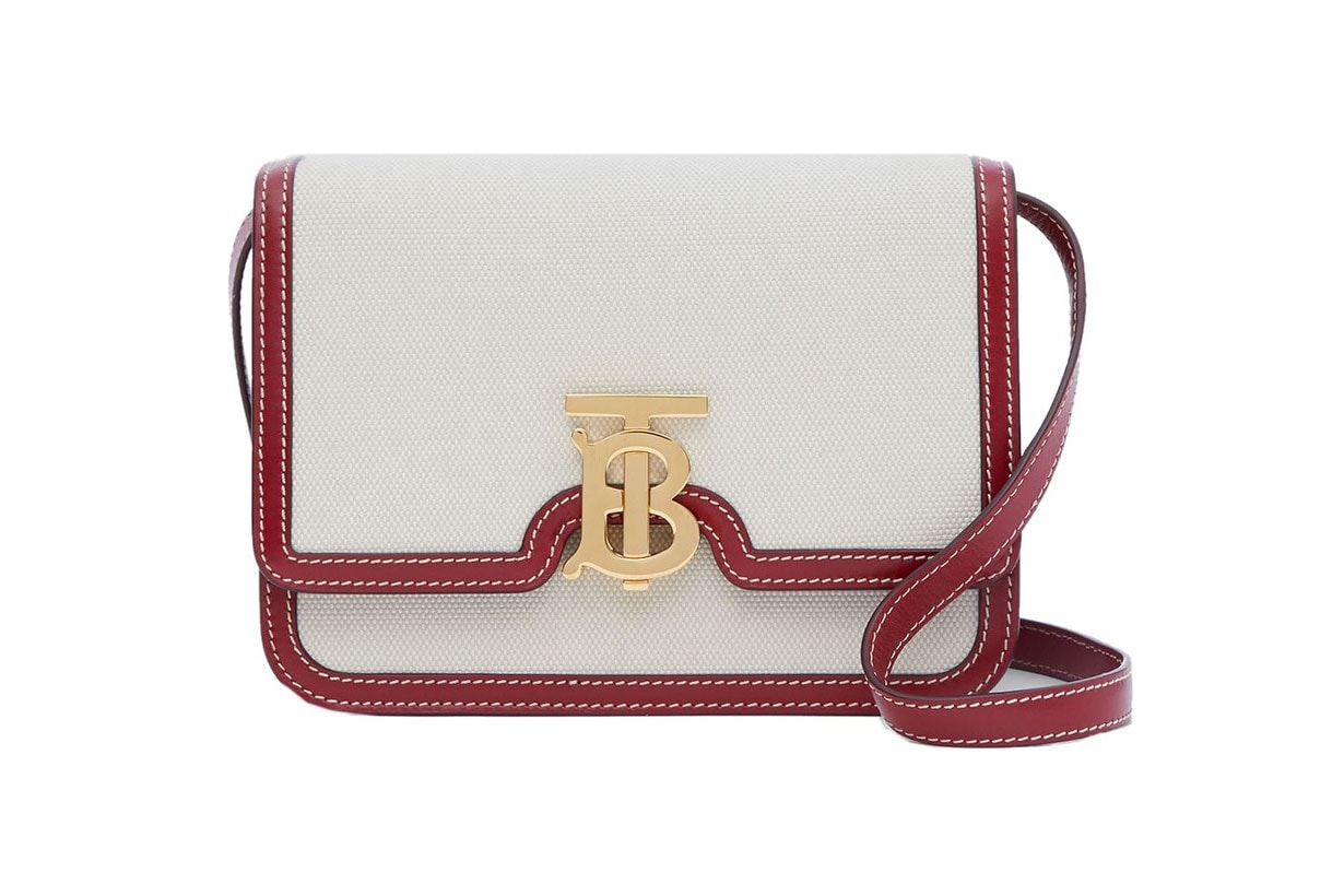BURBERRY CRAFTS ITS SIGNATURE BAGS IN CANVAS FOR THE SS20 SEASON