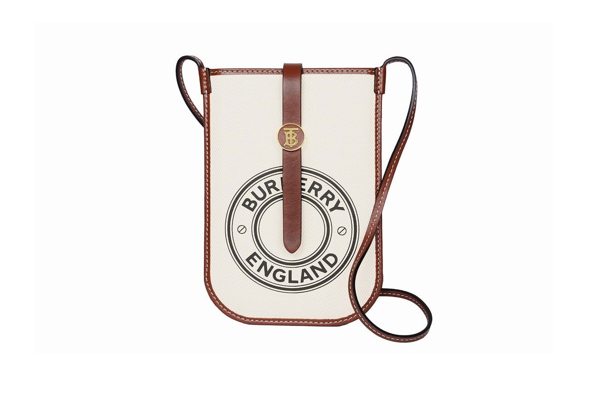 BURBERRY CRAFTS ITS SIGNATURE BAGS IN CANVAS FOR THE SS20 SEASON