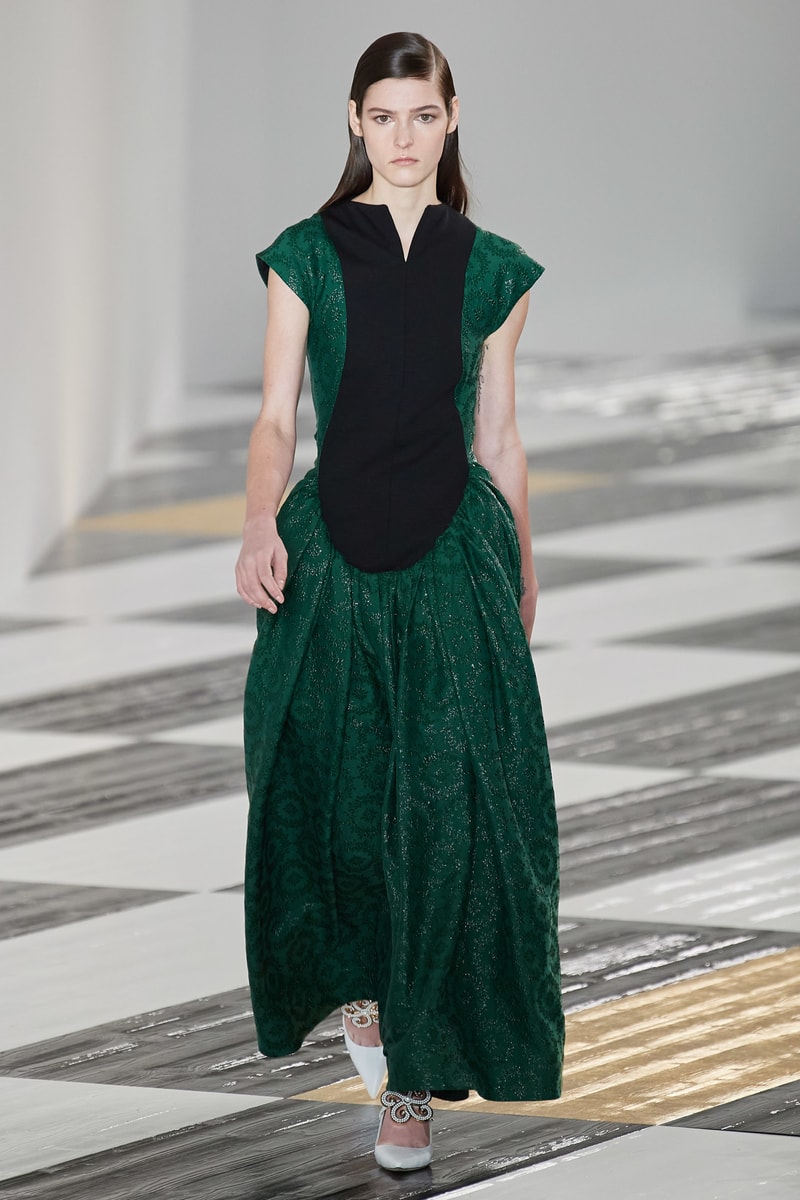 Paris fashion show fall 2020 ready to wear loewe collection