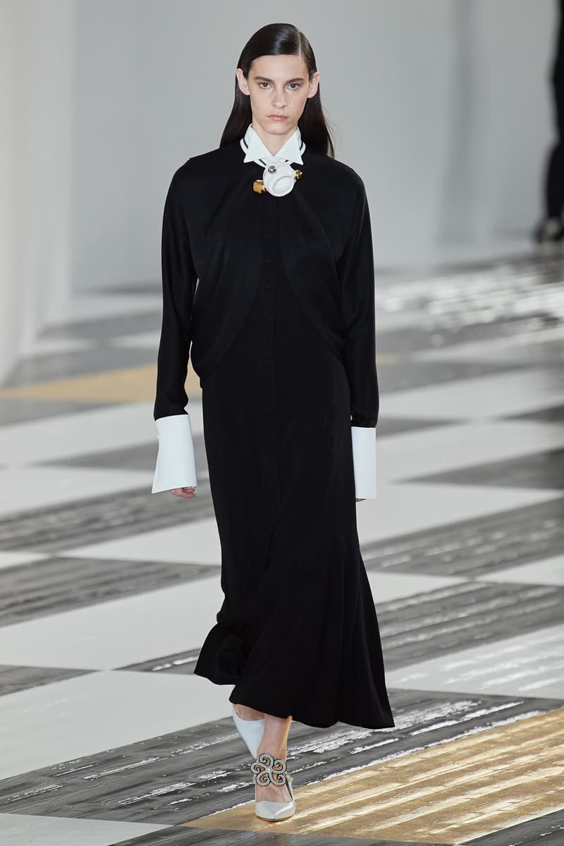 Paris fashion show fall 2020 ready to wear loewe collection