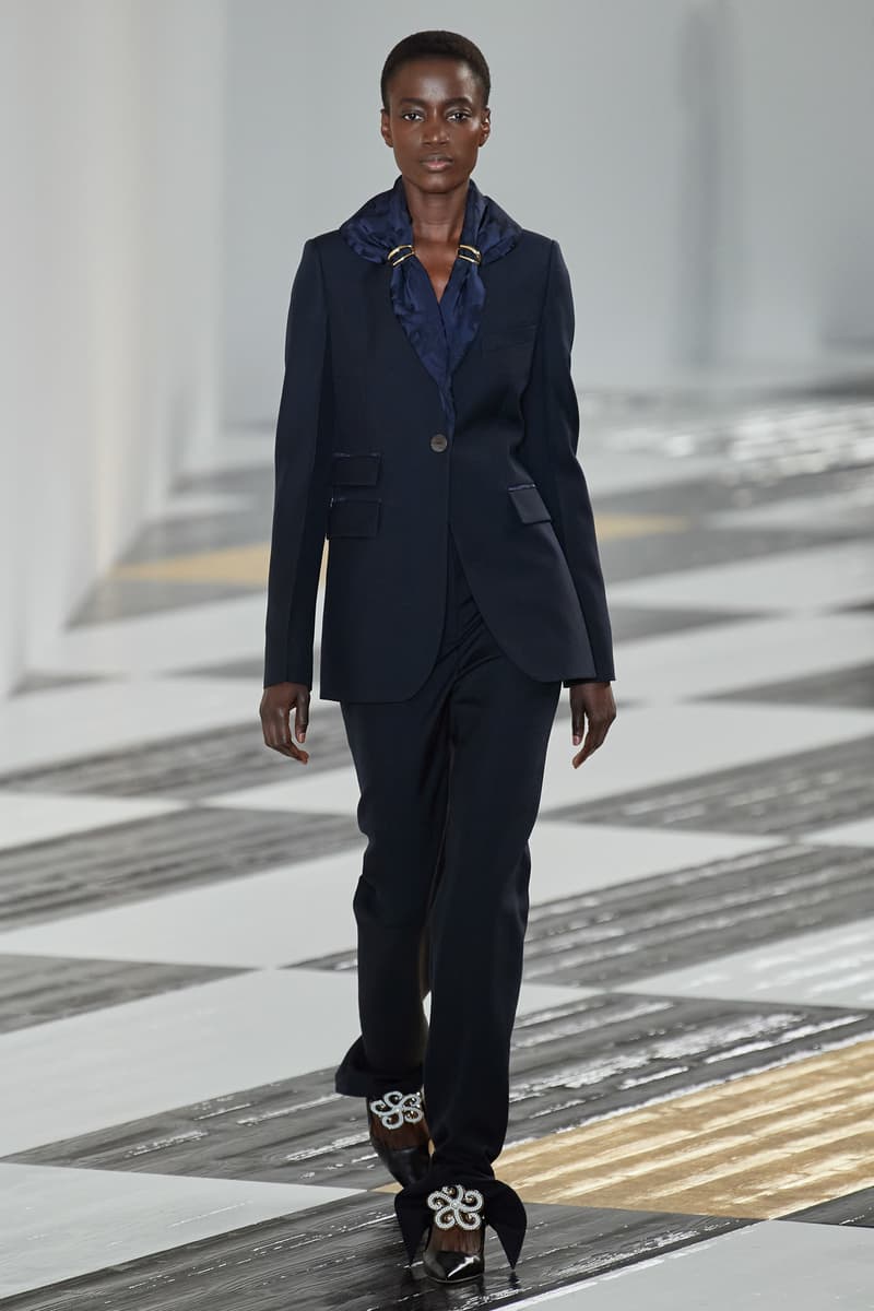 Paris fashion show fall 2020 ready to wear loewe collection