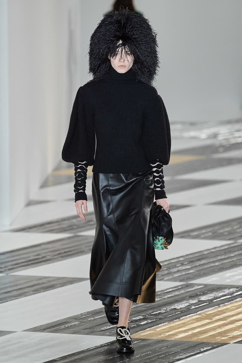 Paris fashion show fall 2020 ready to wear loewe collection