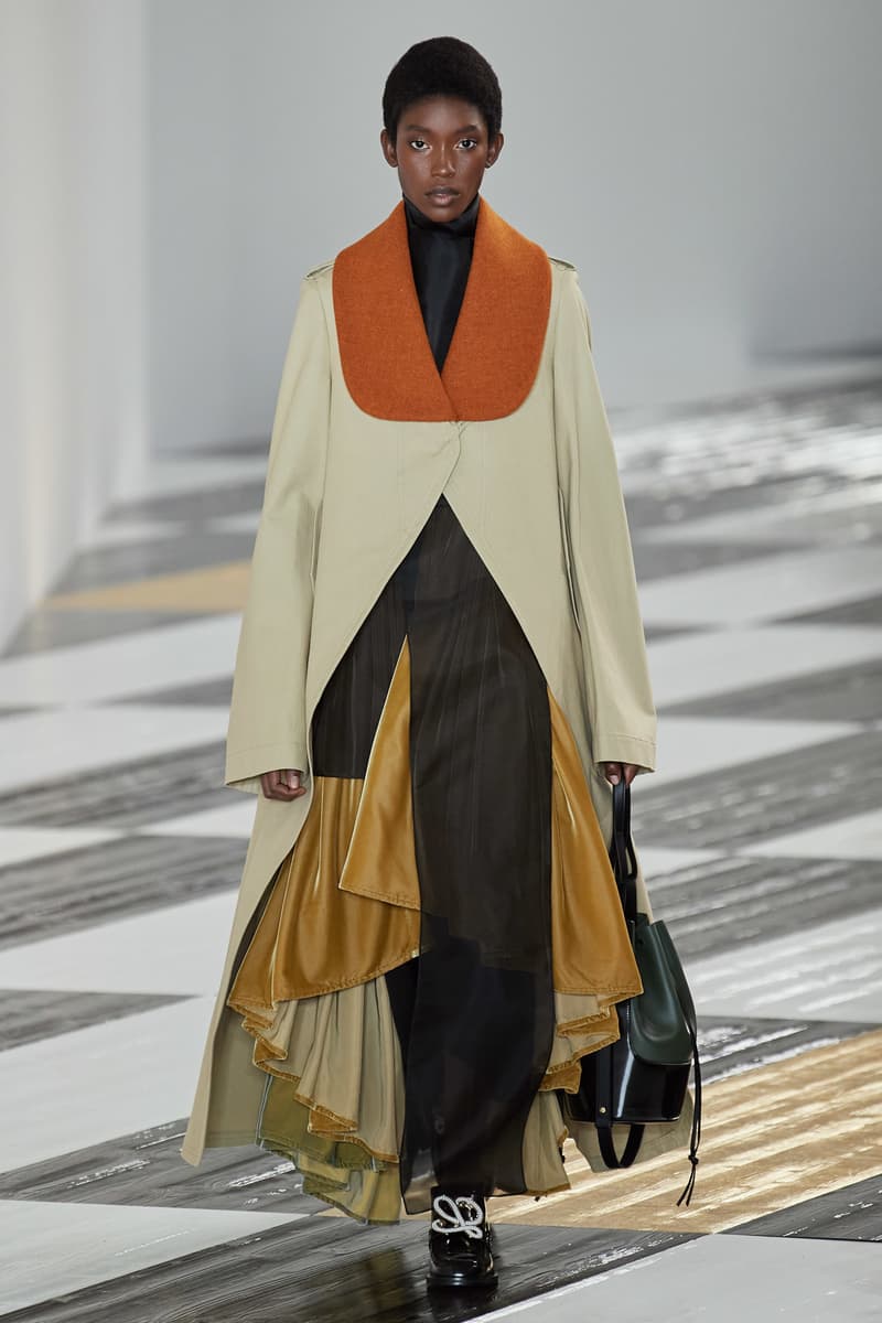 Paris fashion show fall 2020 ready to wear loewe collection