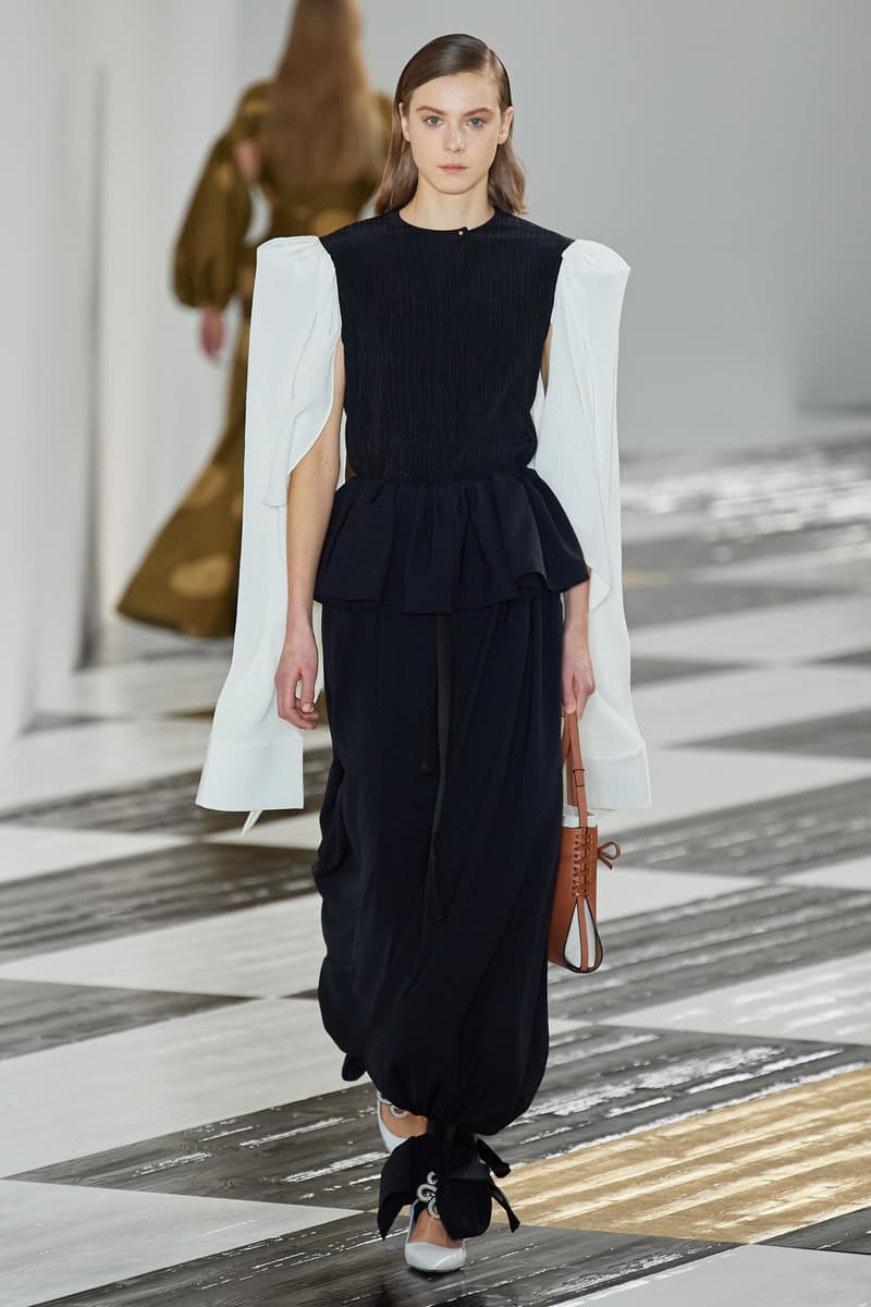 Paris fashion show fall 2020 ready to wear loewe collection