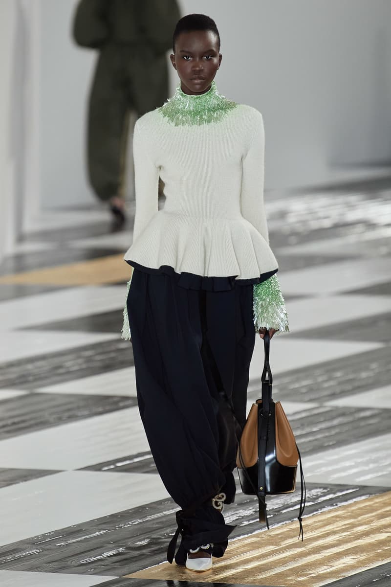 Paris fashion show fall 2020 ready to wear loewe collection