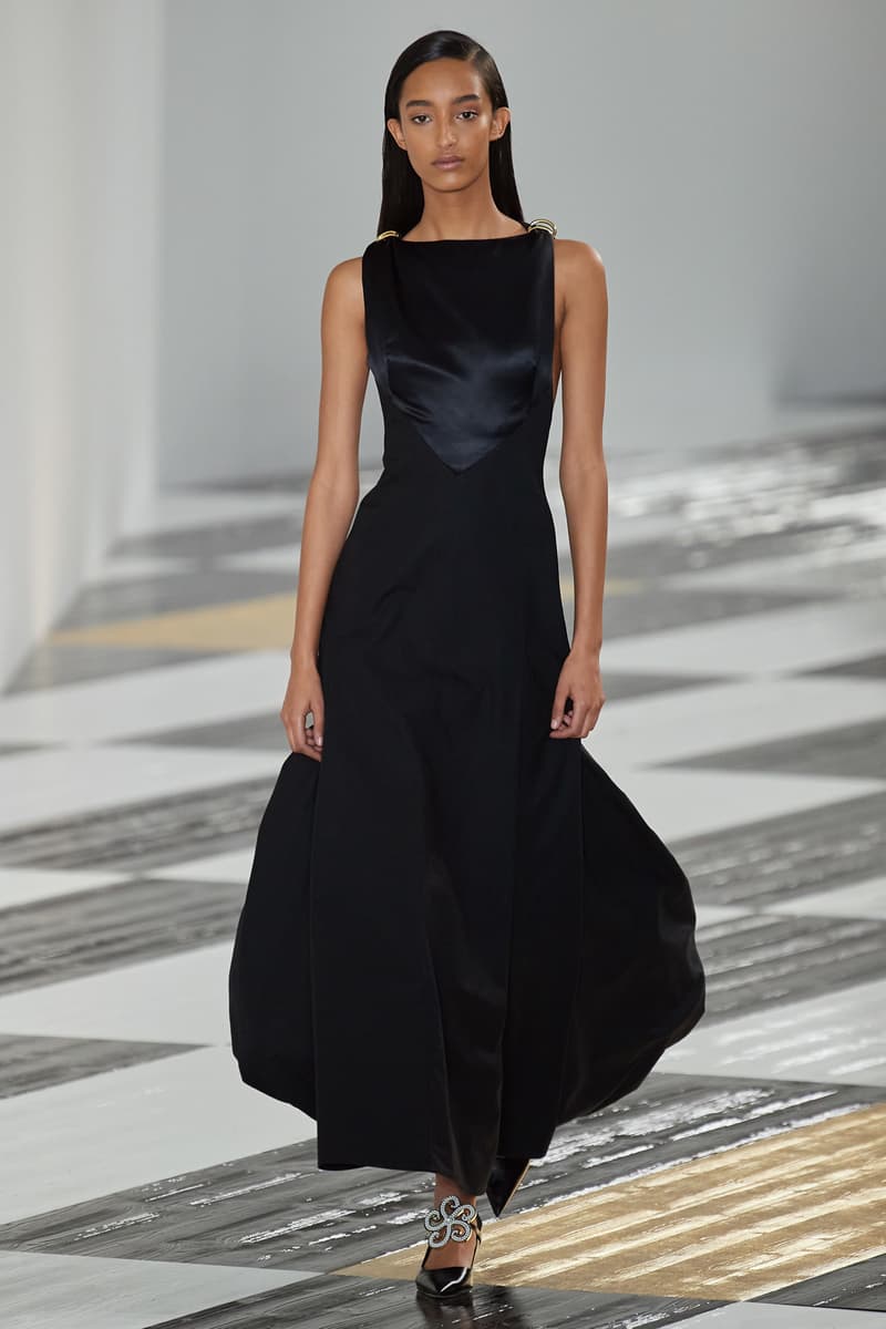 Paris fashion show fall 2020 ready to wear loewe collection