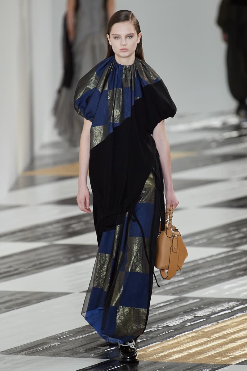 Paris fashion show fall 2020 ready to wear loewe collection