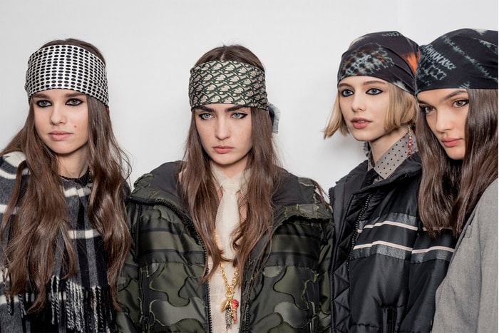 #PFW:紅唇、下眼線、70s 曲髮-一起從來巴黎時裝週天橋取妝髮靈感!