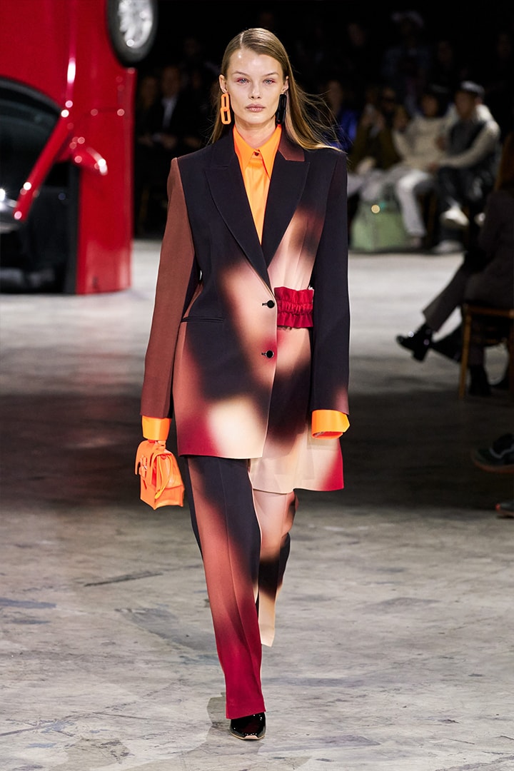 pfw off white 2020 fall Virgil Abloh Gigi hadid Bella Hadid Yolanda Hadid