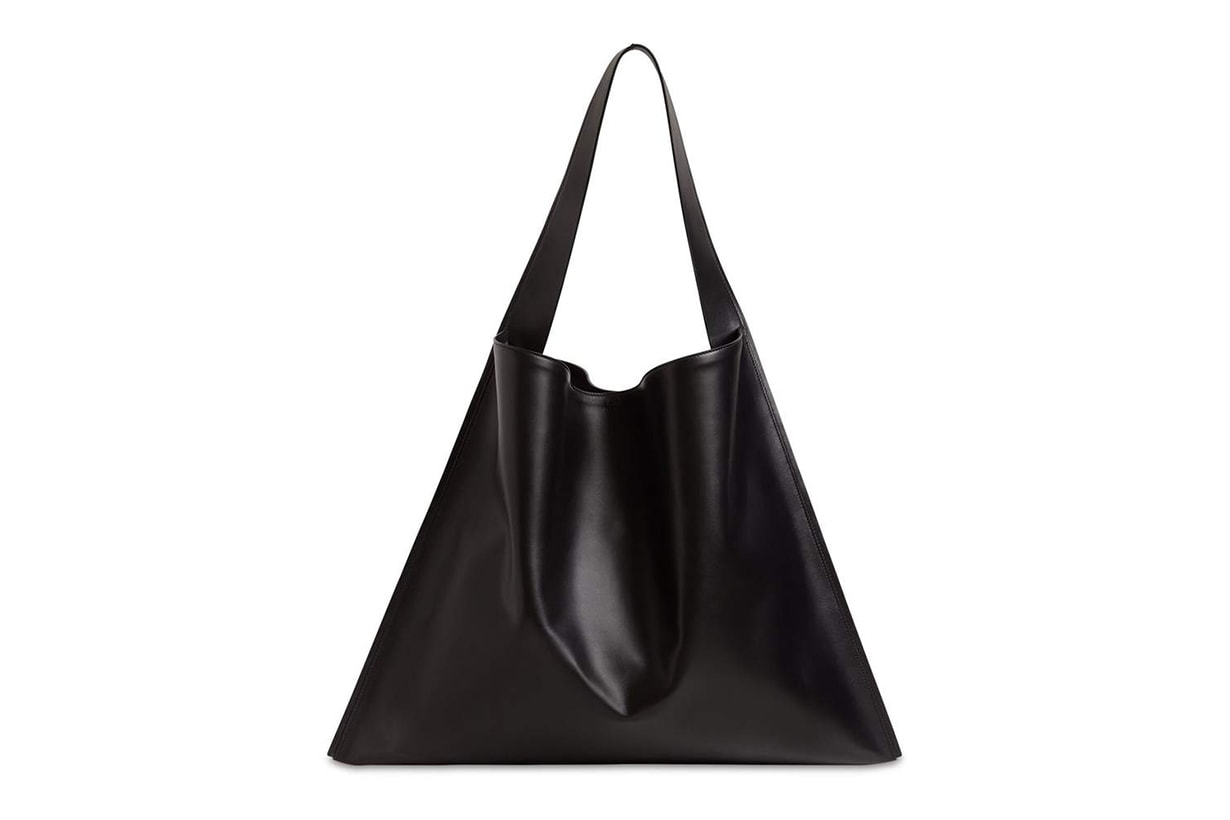 POPBEE Editors Pick Reike Nen Mary Jane Shoes Bric's Luggage Suitcase MAISON MARGIELA boots JW Anderson Jil Sander Tote Bags