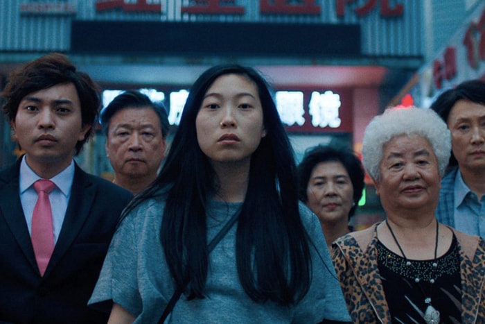 Awkwafina 金球獎作品《別告訴她》上畫!從家庭倫理中看文化與人性