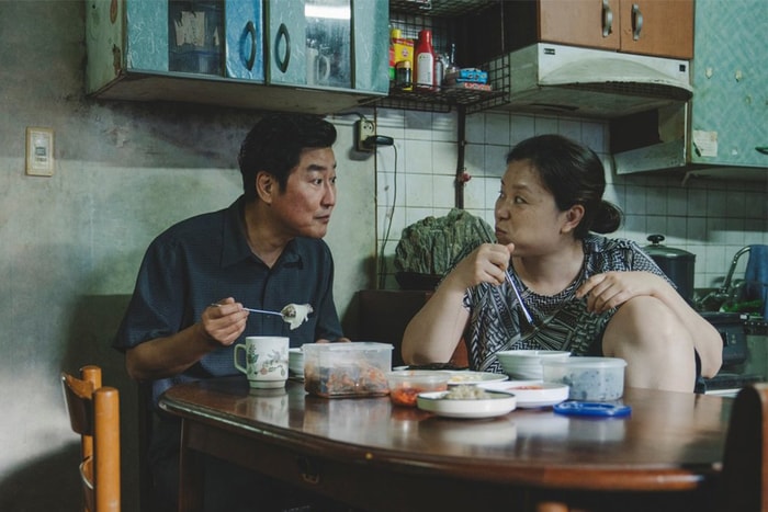 《上流寄生族》被特朗普點名指不配奪奧斯卡最佳電影,惹網民狂轟!