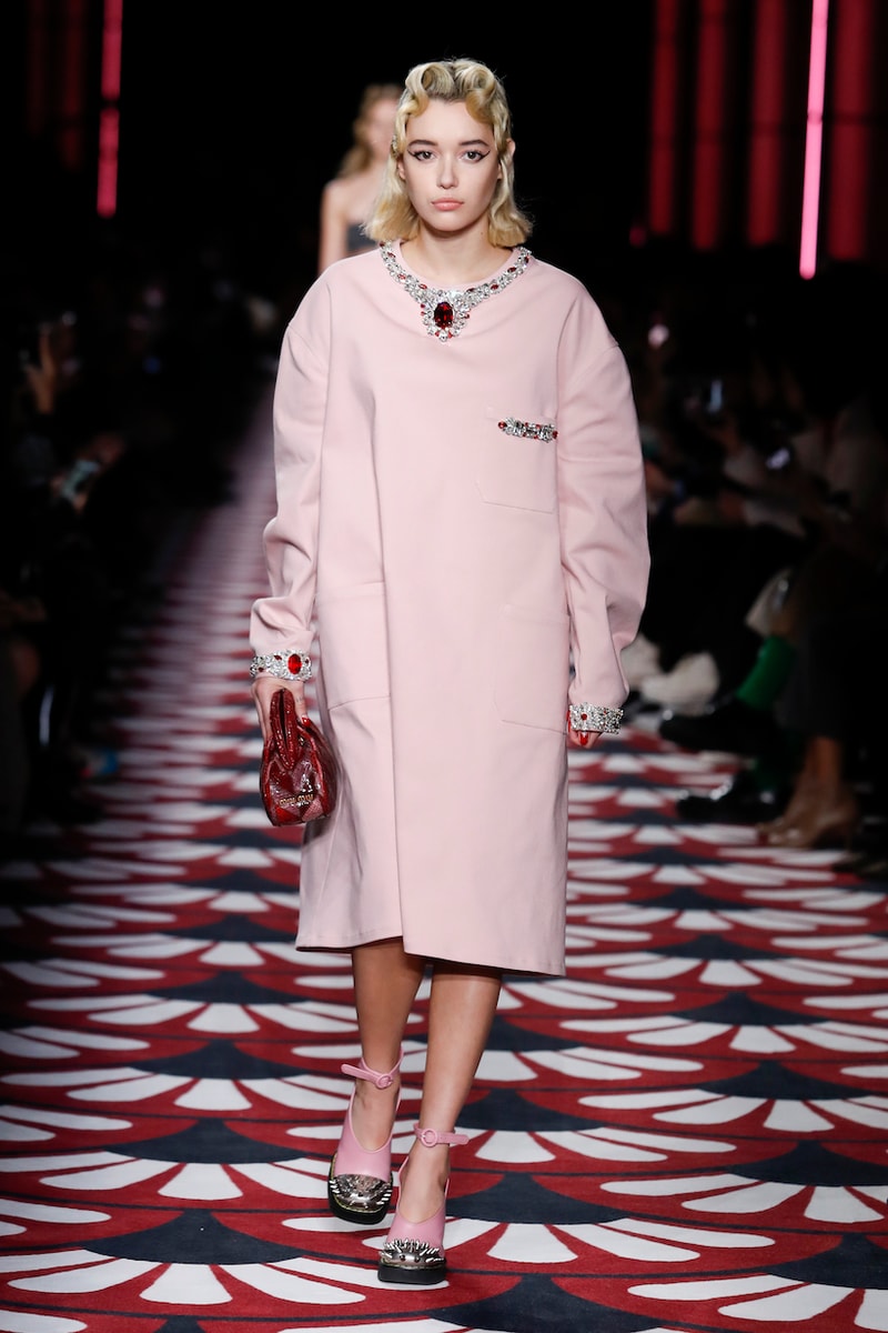 miu miu 2020 fall winter paris pfw Palais d’Iena