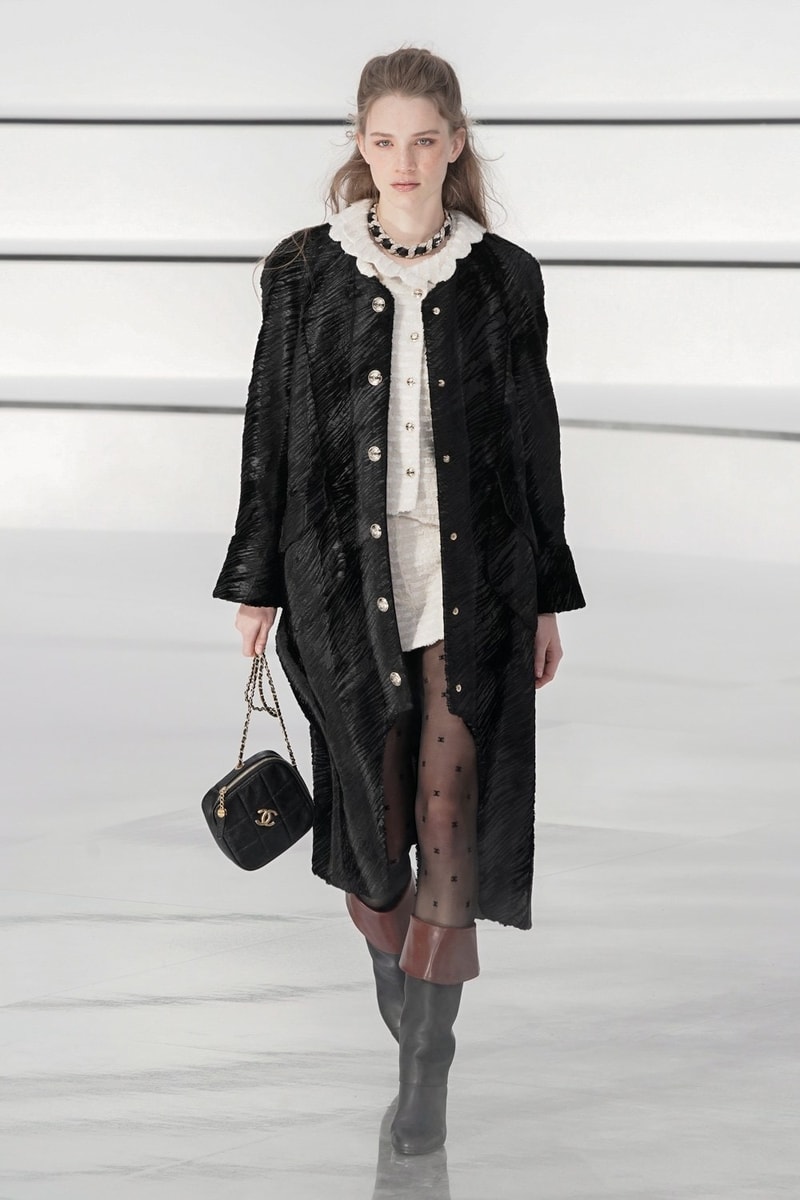 chanel paris pfw 2020 virginie viard grand palais fw