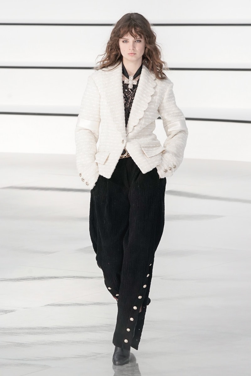 chanel paris pfw 2020 virginie viard grand palais fw