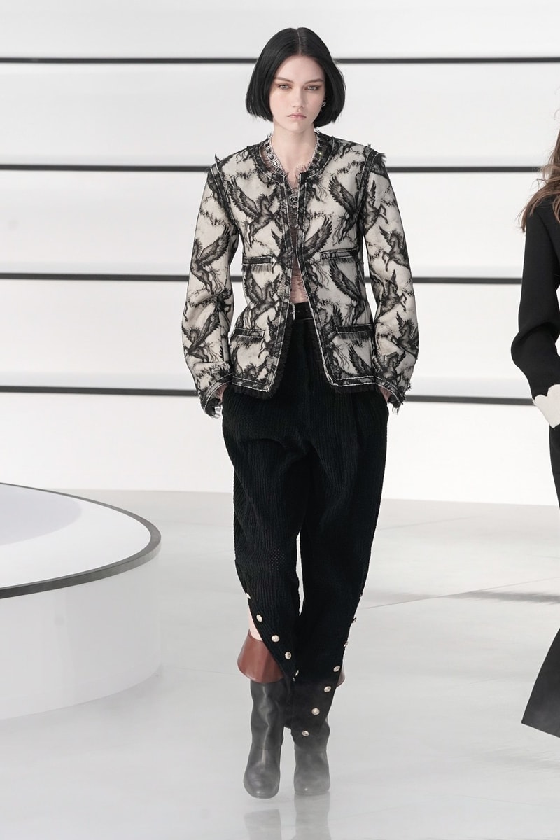 chanel paris pfw 2020 virginie viard grand palais fw