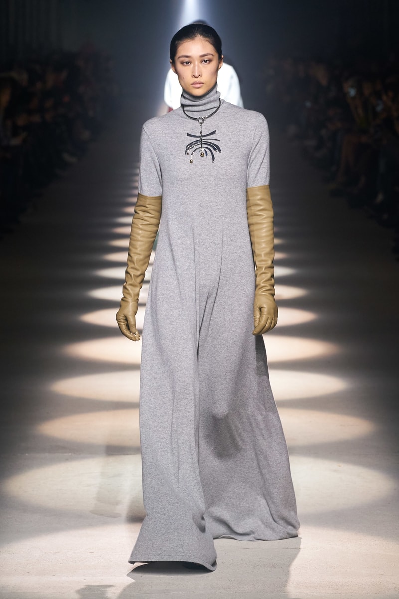 givenchy 2020 pfw Clare Waight Keller runway
