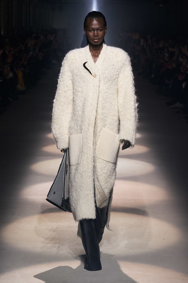 givenchy 2020 pfw Clare Waight Keller runway