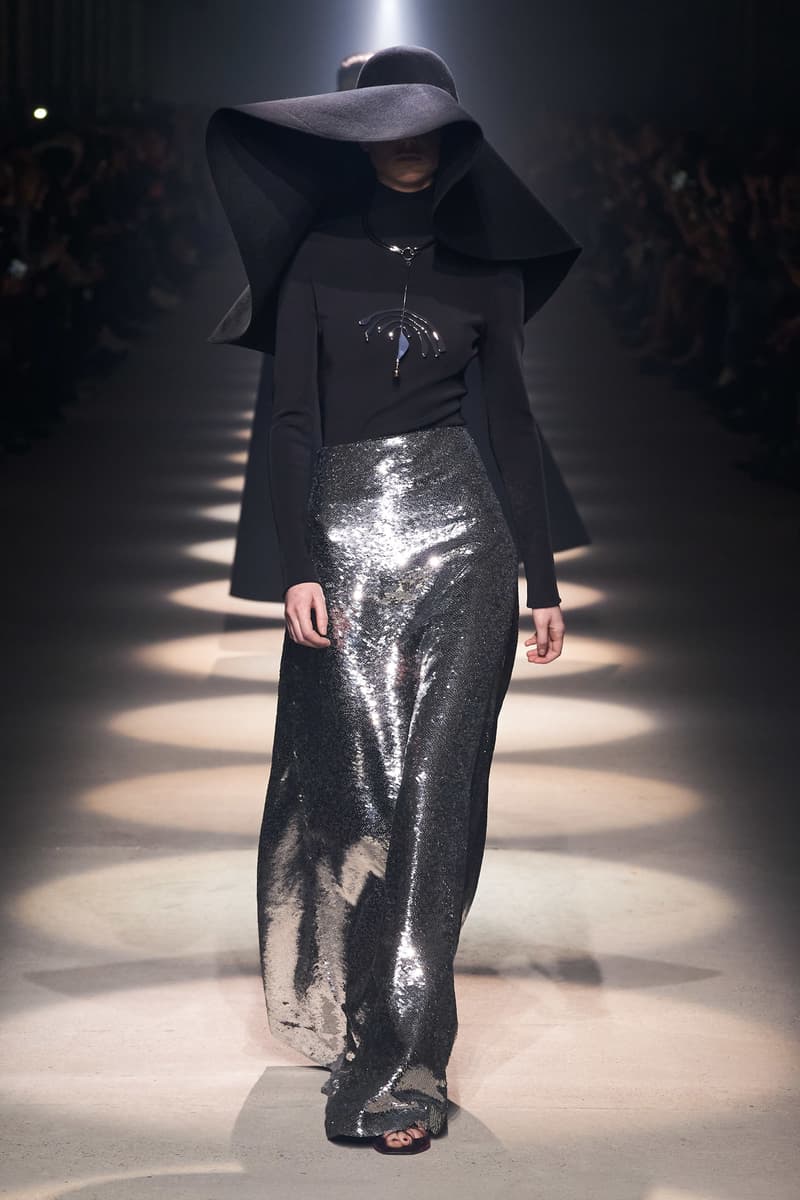 givenchy 2020 pfw Clare Waight Keller runway