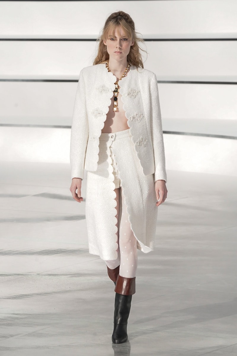 chanel paris pfw 2020 virginie viard grand palais fw