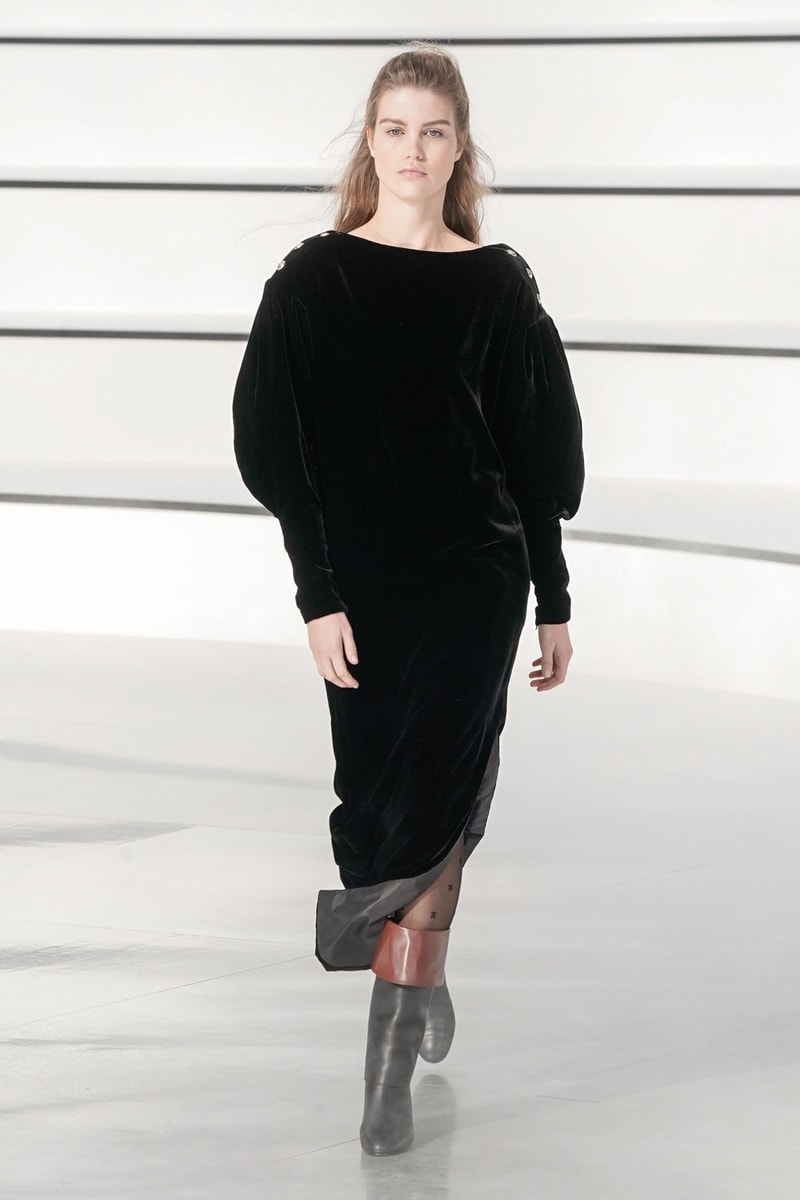 chanel paris pfw 2020 virginie viard grand palais fw
