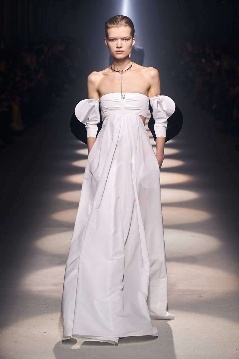 givenchy 2020 pfw Clare Waight Keller runway