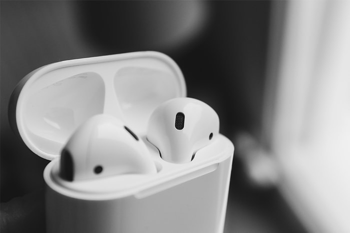 會取代 AirPods 地位嗎？iOS 程式碼揭示 Apple 將推出首個頭戴式耳機！