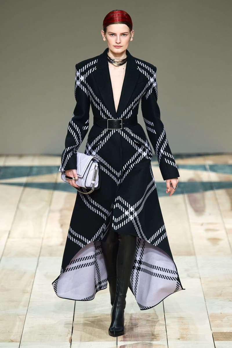 Paris fashion shows Alexander mcqueen 2020 ready to wear
