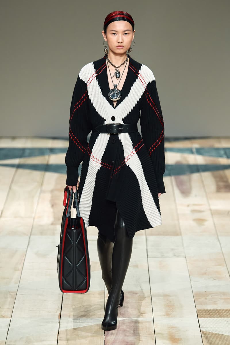 Paris fashion shows Alexander mcqueen 2020 ready to wear