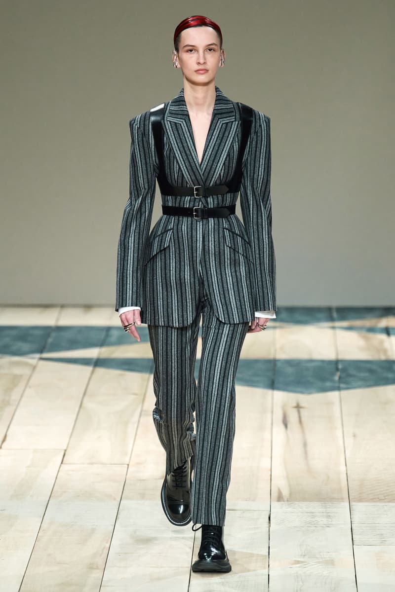 Paris fashion shows Alexander mcqueen 2020 ready to wear