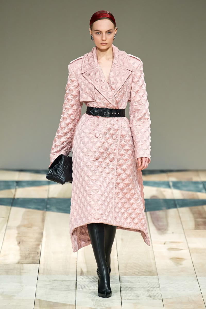 Paris fashion shows Alexander mcqueen 2020 ready to wear