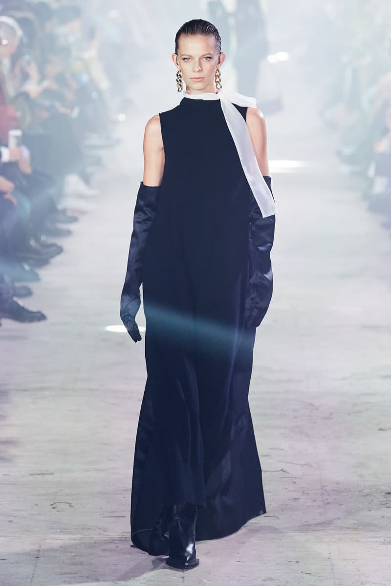 sacai 2020 pfw nasa chitose abe fall winter