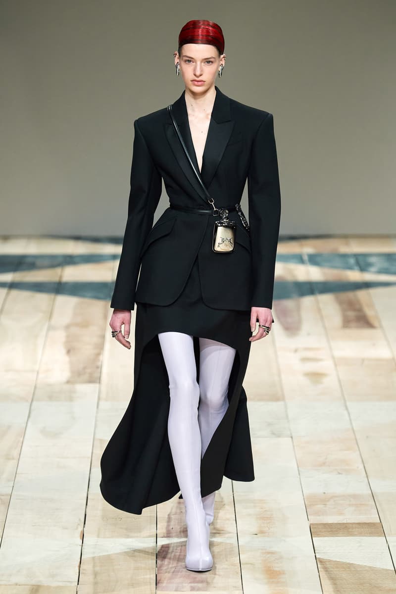 Paris fashion shows Alexander mcqueen 2020 ready to wear