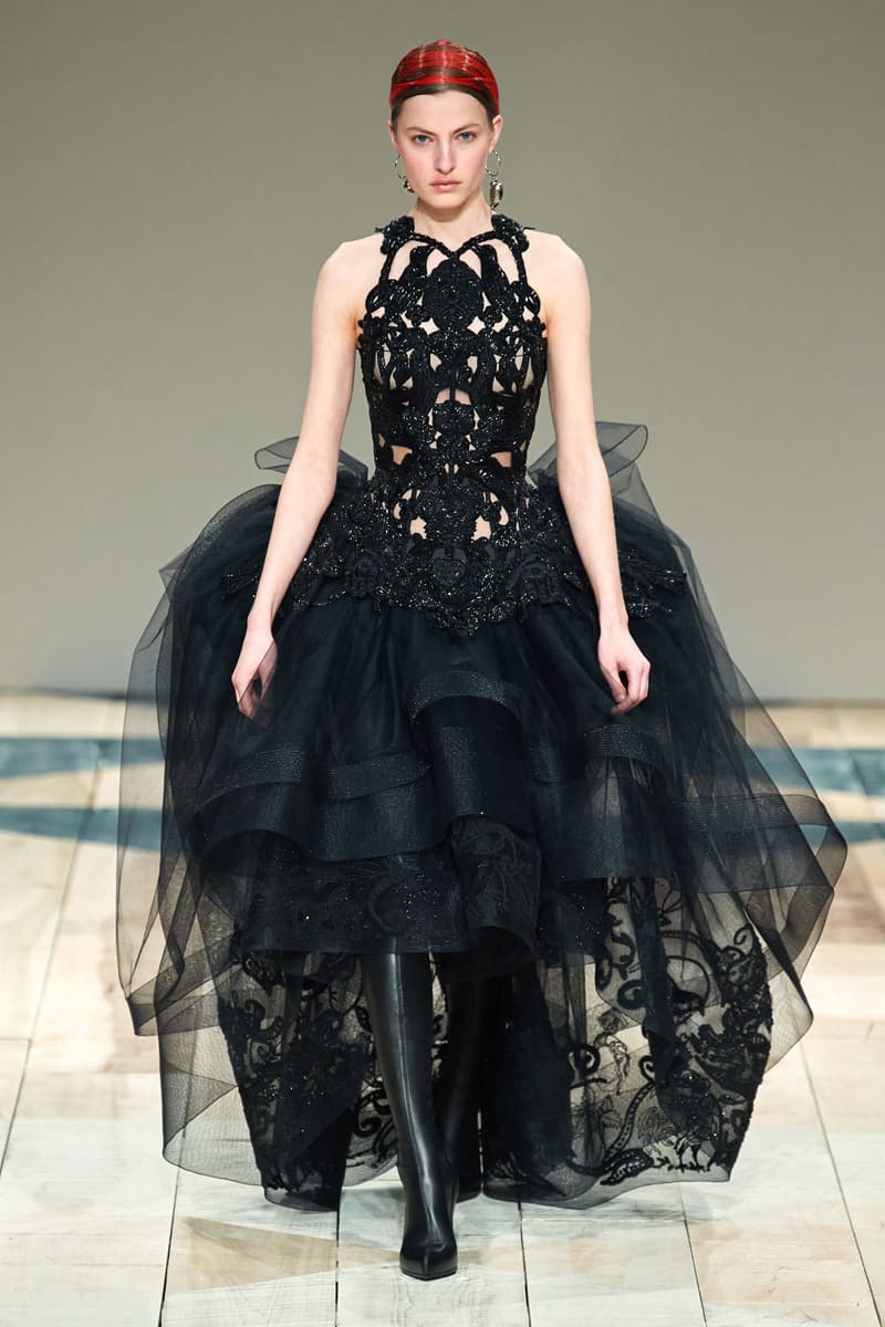 Paris fashion shows Alexander mcqueen 2020 ready to wear
