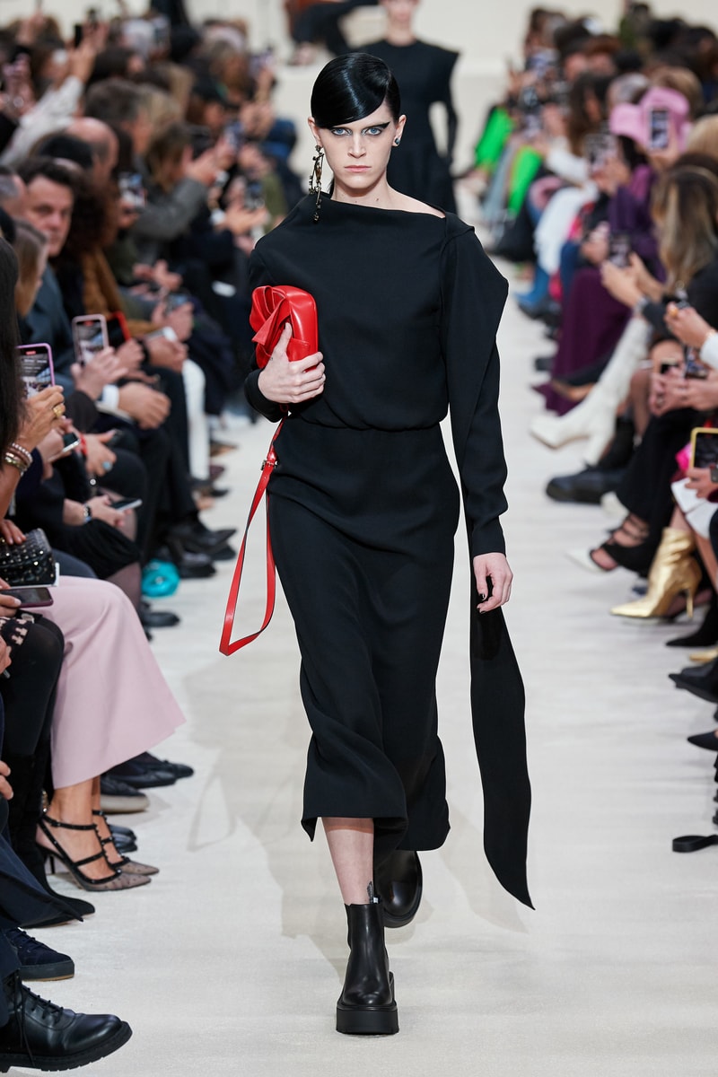 valentino pfw 2020 fw Pierpaolo Piccioli runway show