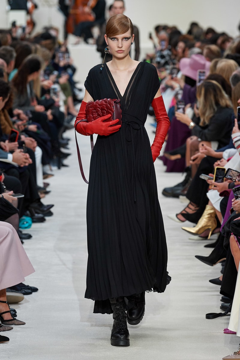 valentino pfw 2020 fw Pierpaolo Piccioli runway show