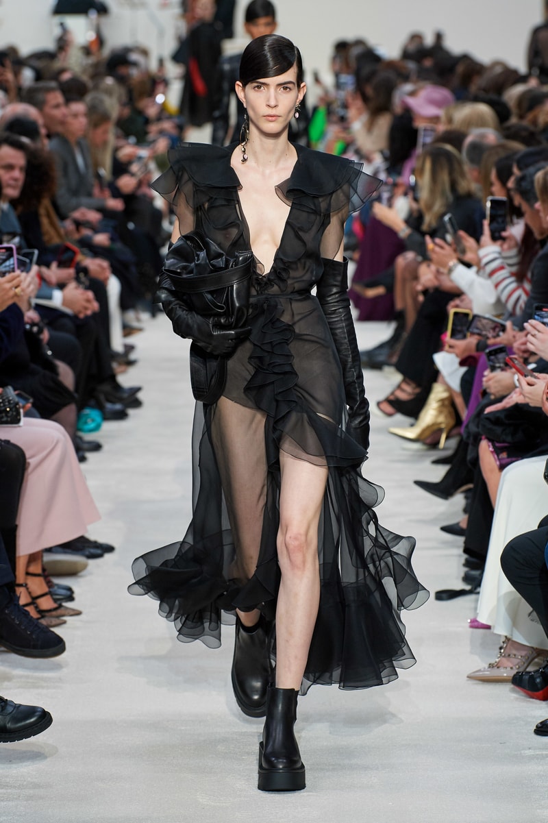 valentino pfw 2020 fw Pierpaolo Piccioli runway show