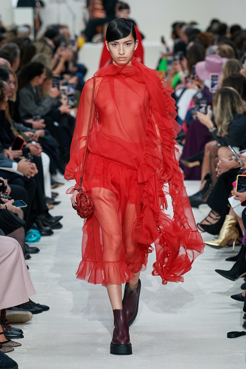 valentino pfw 2020 fw Pierpaolo Piccioli runway show