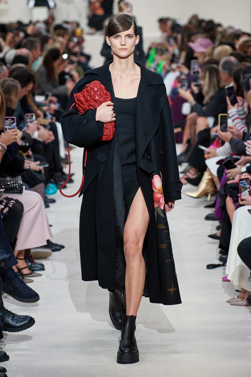 valentino pfw 2020 fw Pierpaolo Piccioli runway show
