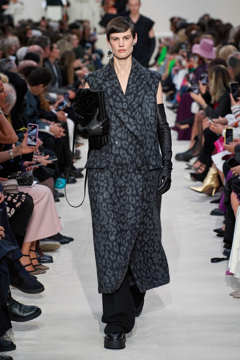 valentino pfw 2020 fw Pierpaolo Piccioli runway show