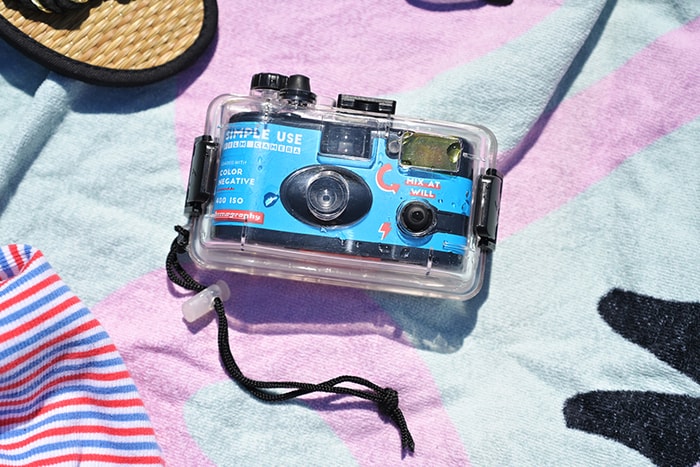 水中拍照也有平價選擇:Lomography 可重複利用的菲林相機推出防水殼版本!