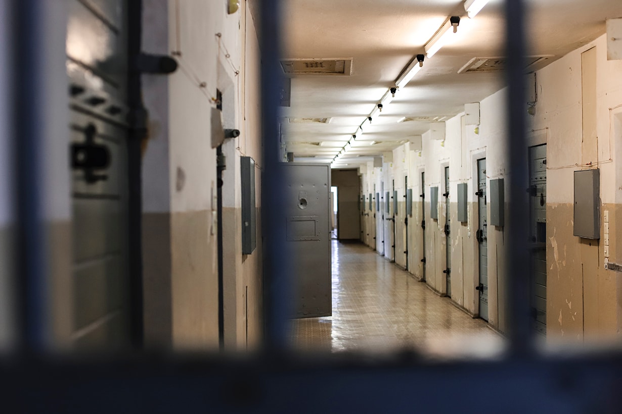 The Platform Movie 2019 2020 Netflix Jail Prison Food Culture Japan The US Norway Korea