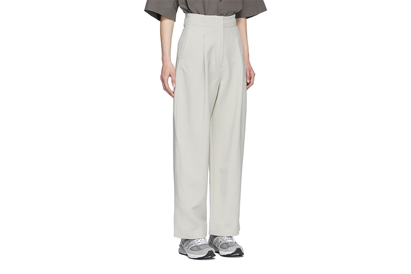 2020 Spring White Pants Outfit Idea SSENSE