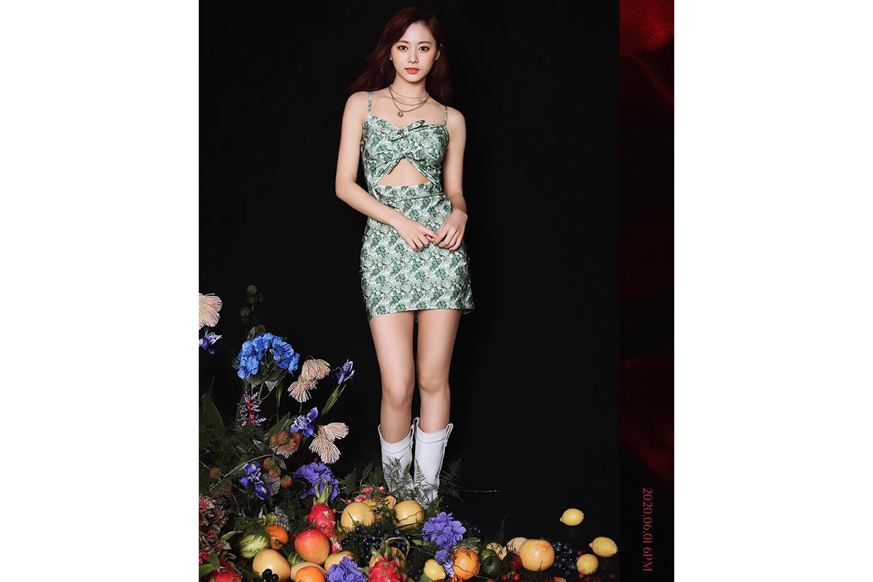 TWICE Chou Tzu Yu Tzuyu More & More JYP Entertainment ADRIANA DEGREAS Dahlia print knee-length dress Celebrities sexy style korean idols celebrities singers girl bands