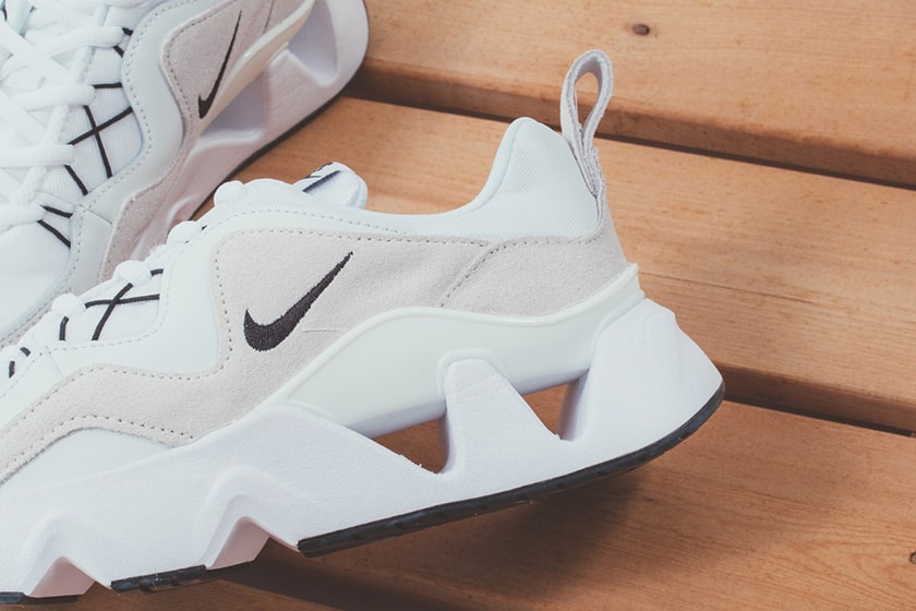 Nike RYZ 365 New White Color Sneaker